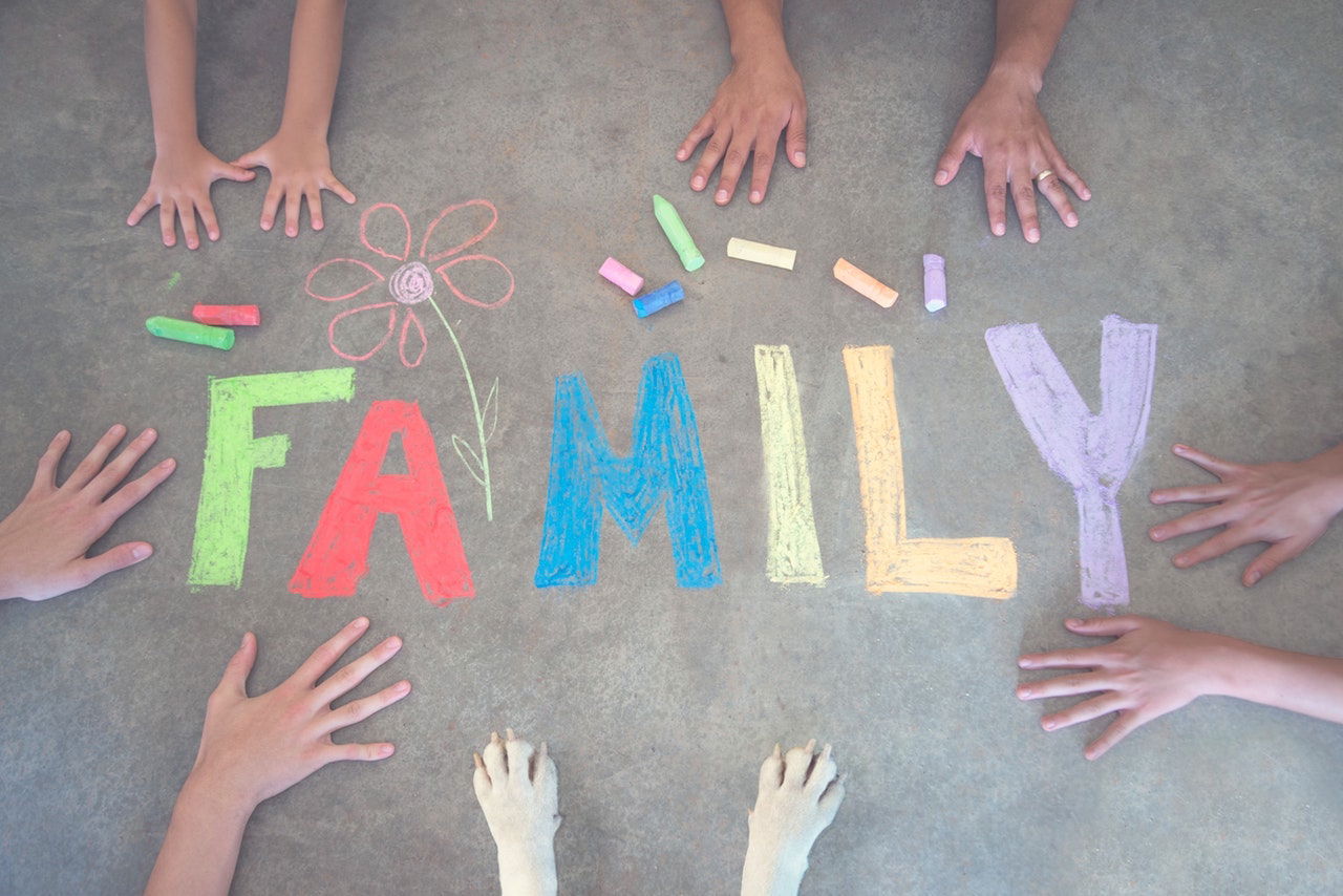 Jeff Minick: Forming a family huddle