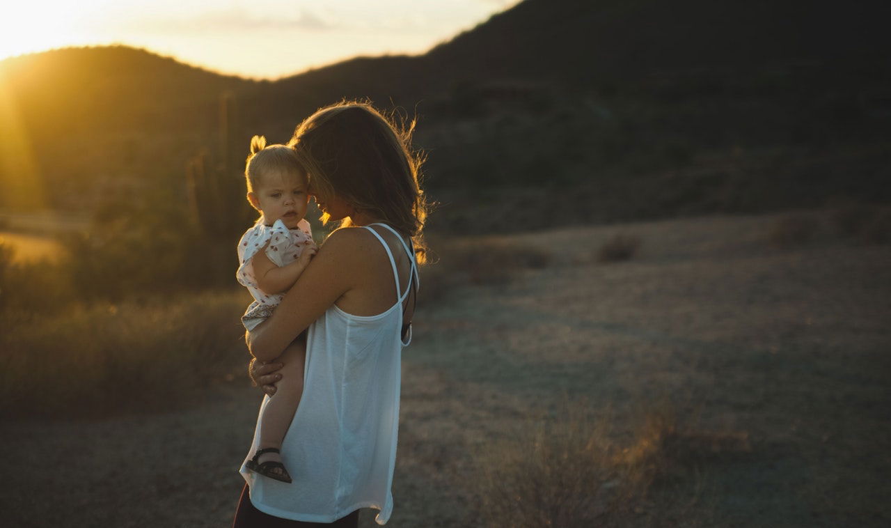 Married Mothers Are Happiest a New Study Concludes